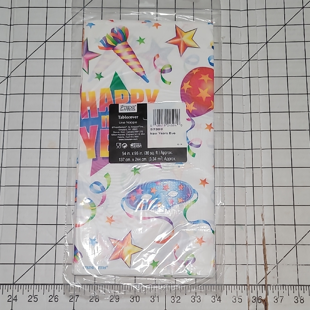 Happy New Year, Paper Table Cover 57390 by‎ Trend Setters  NIP 54" x 96"